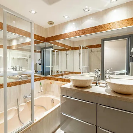 Apartmán Stunning Aprt A C 1br 4p -