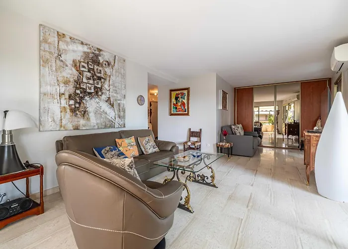 Apartman Stunning Aprt A C 1br 4p - *