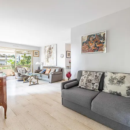 דירה Stunning Aprt A C 1br 4p - קאן
